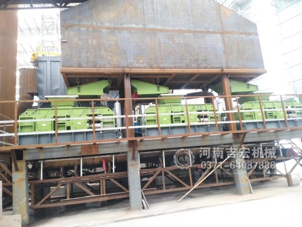 看行家如何選擇：深扒液壓對(duì)輥制砂機(jī)讓石料廠利潤(rùn)翻倍的秘密！